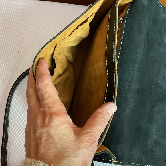 Patricia Nash Black Floral Navarro Embossed  Crossbody Bag - Picture 10 of 11